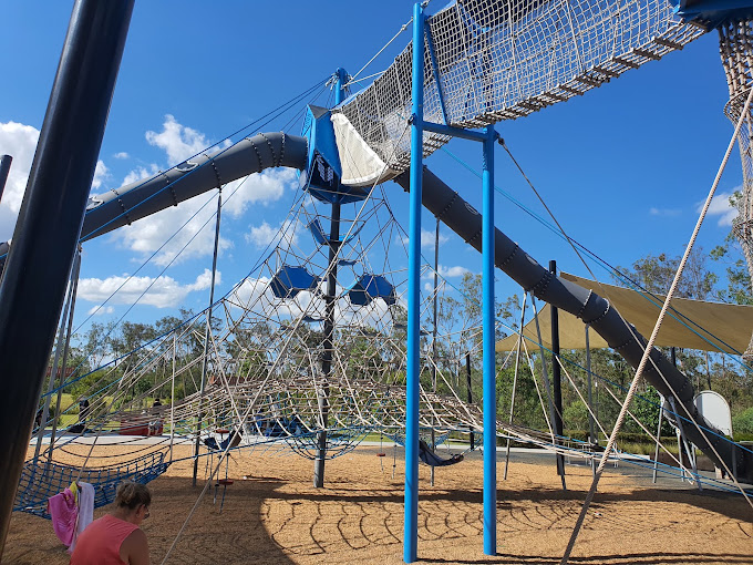 Water play features at Flagstone Water Play Park, Peet